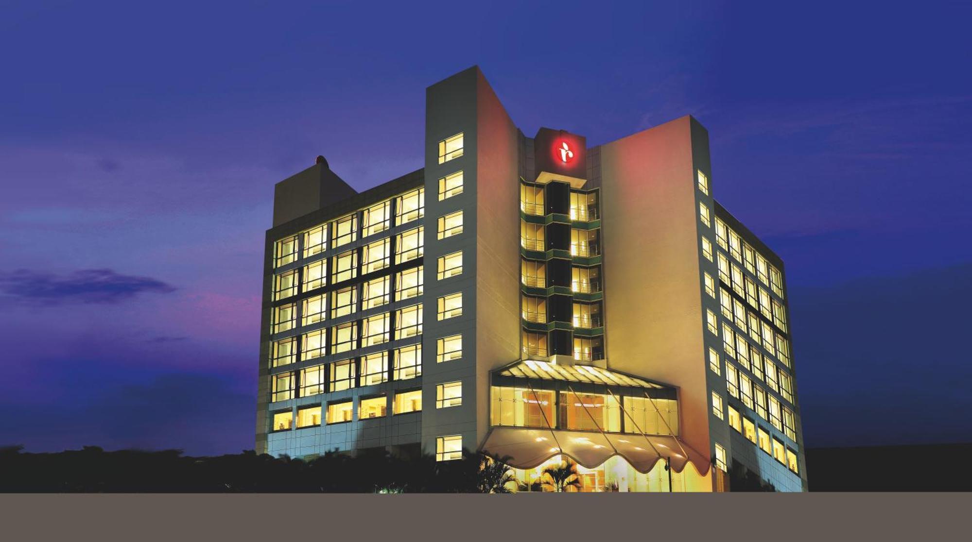 Ramada By Wyndham Navi Mumbai Hotel Exterior photo