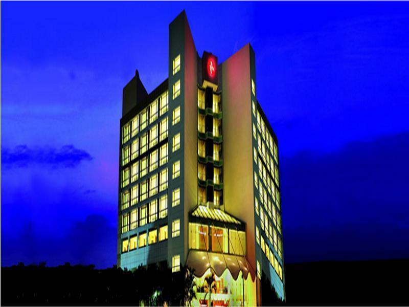 Ramada By Wyndham Navi Mumbai Hotel Exterior photo