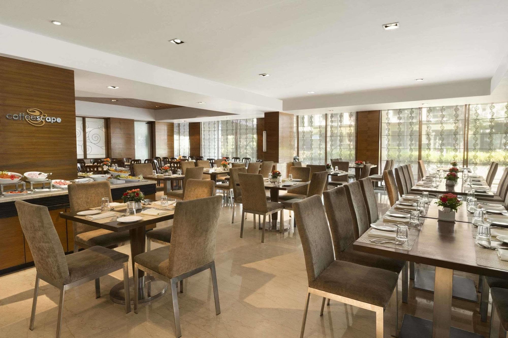 Ramada By Wyndham Navi Mumbai Hotel Exterior photo